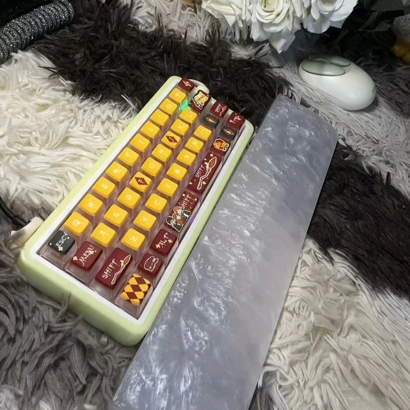 40% mechanical keyboard keycap set with yellow keys and red keycaps on transparent plate