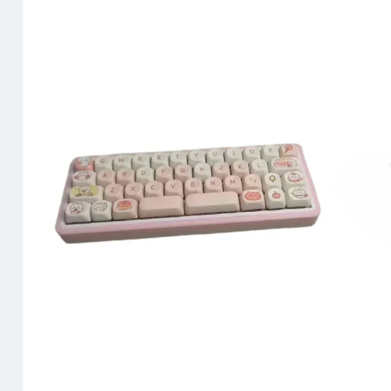 40% hot-swappable mechanical keyboard, cream keycaps with a pink base and pink side.